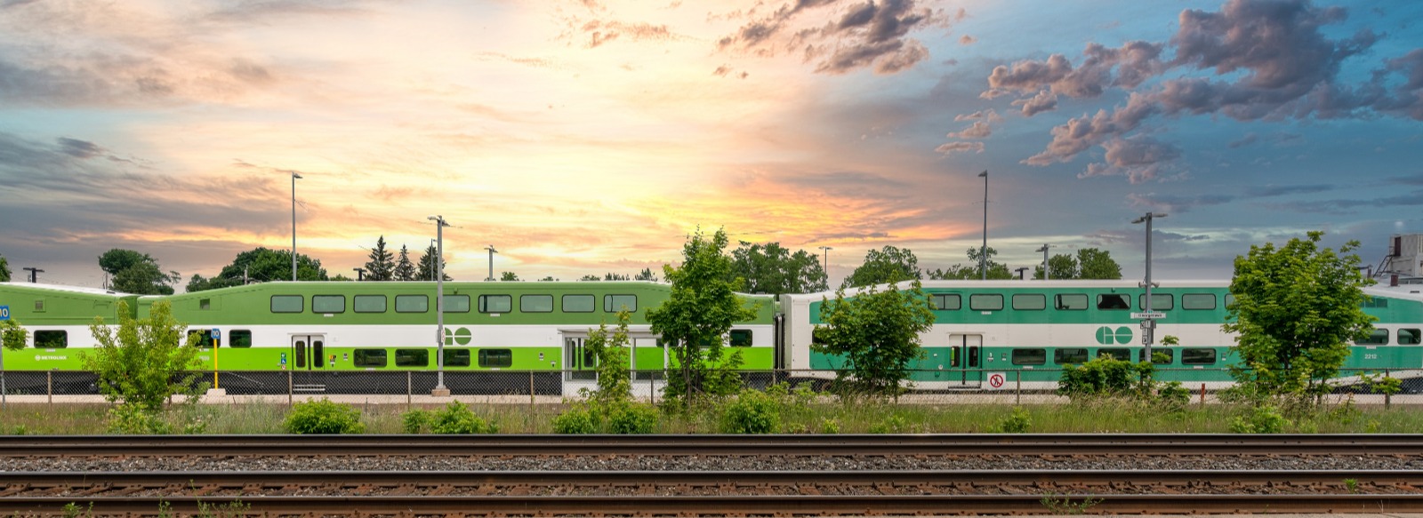 Go Train at Georgetown Station